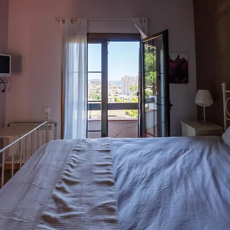 Ad. Cases Blanques Apartment